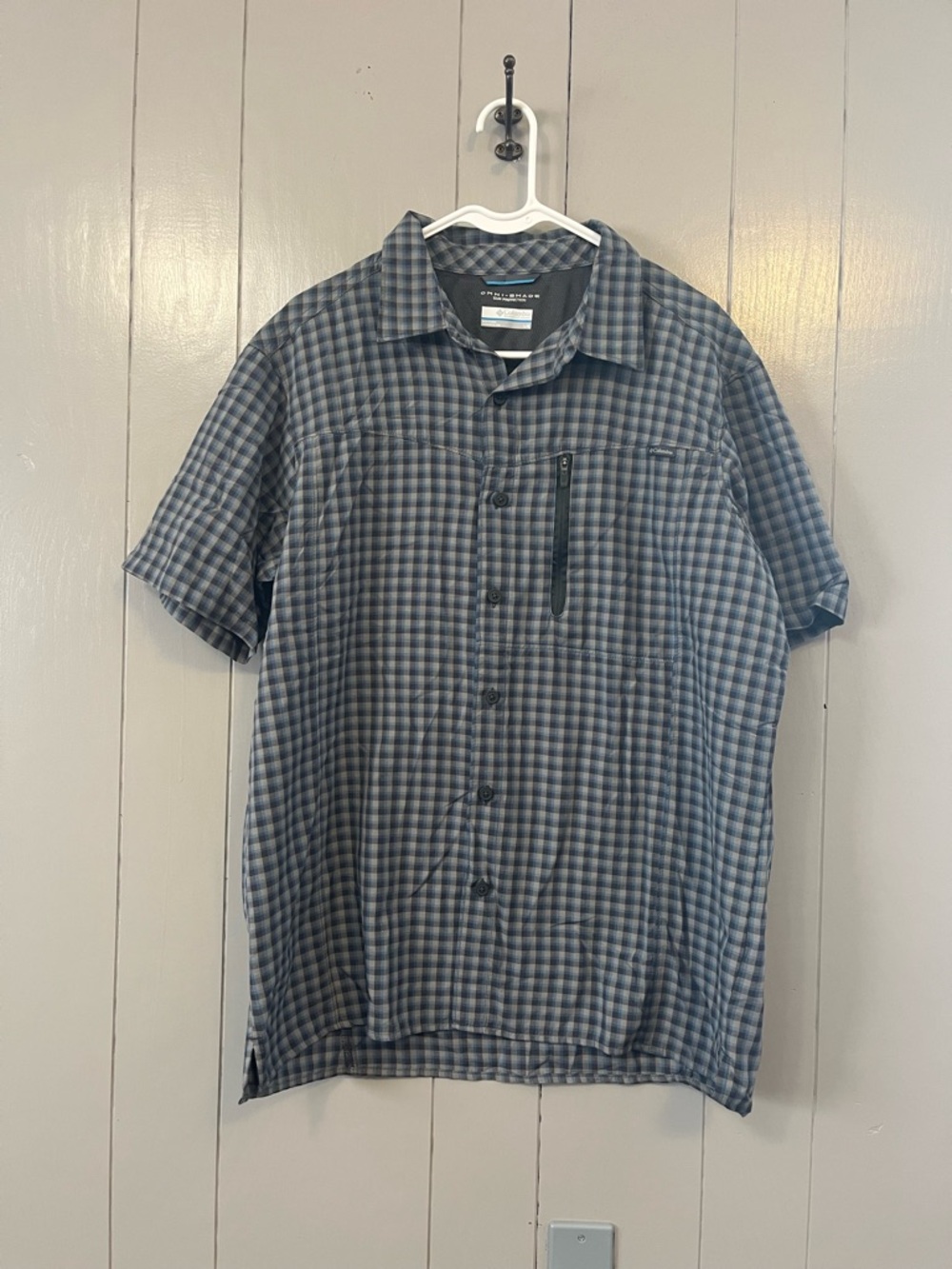 Columbia Omni-Shade Check Shirt Large Gray Blue Short Sleeve Button Up